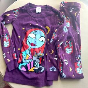 Hanna A long PJs size 7 GUC